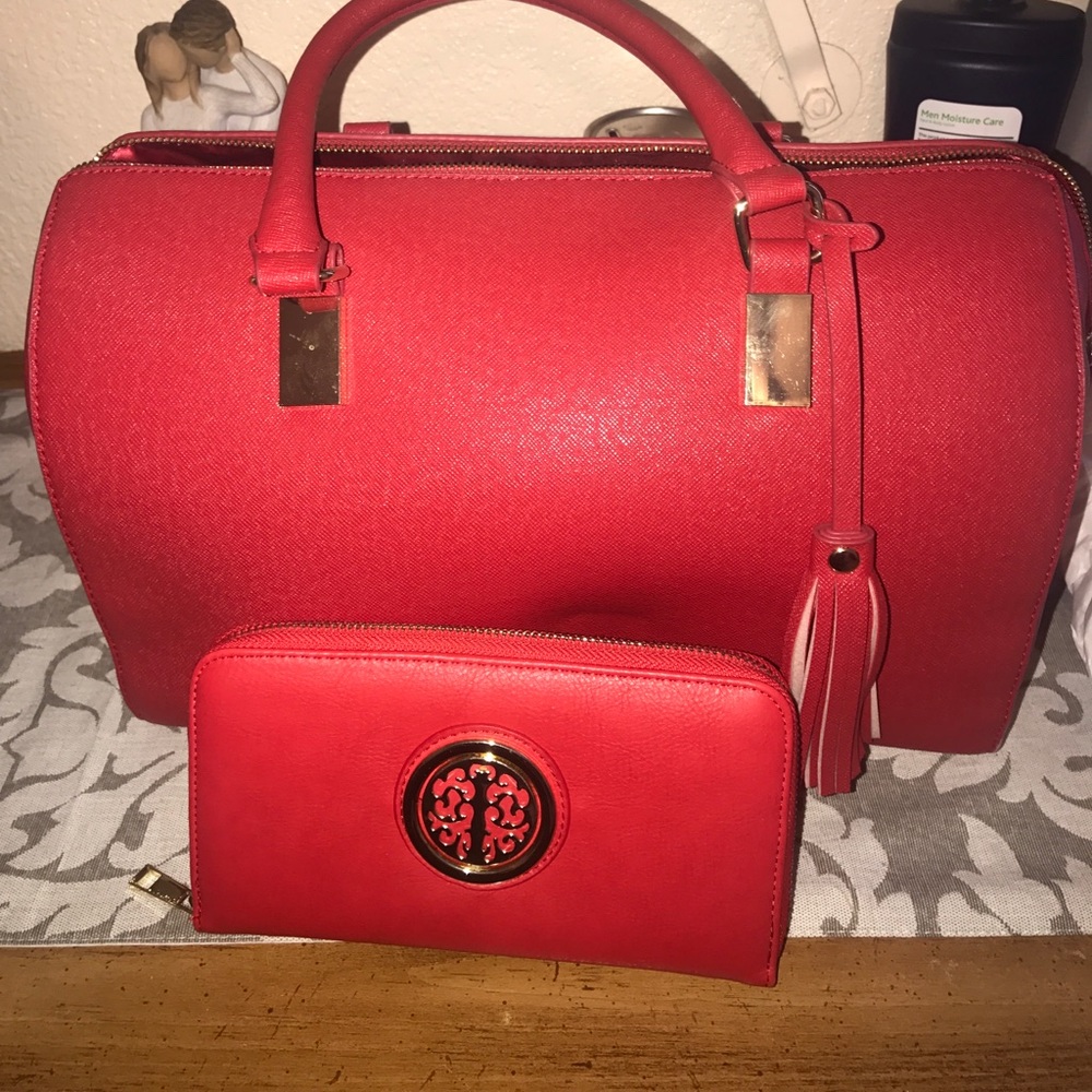 Red purse and wallet